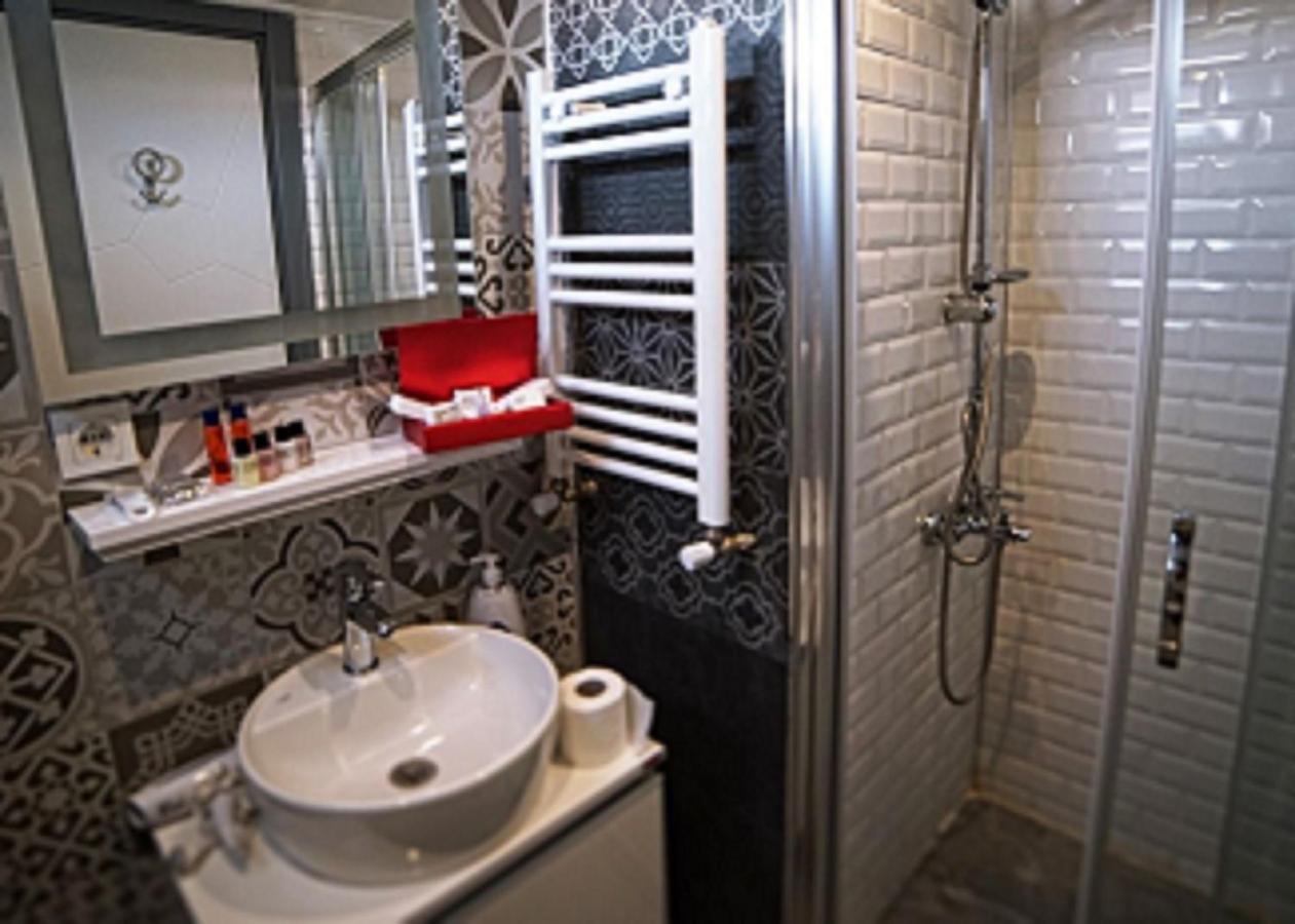 The Sisli Corner Park Inn Estambul Exterior foto