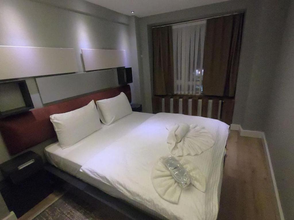 The Sisli Corner Park Inn Estambul Exterior foto